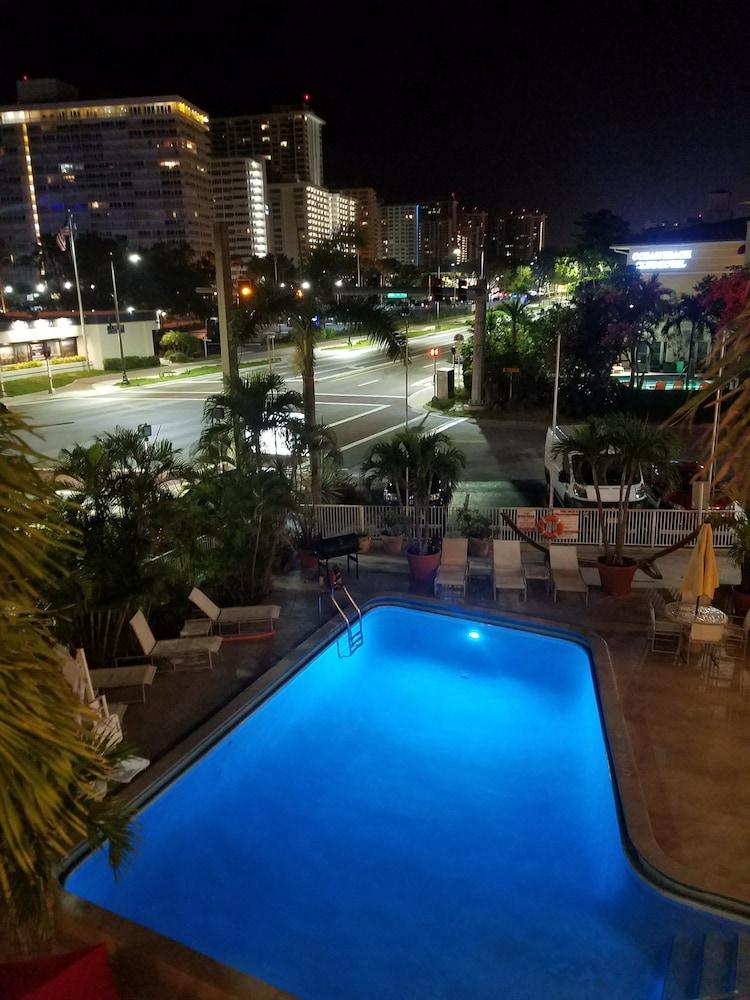Ocean Mile Hotel Fort Lauderdale Exterior photo